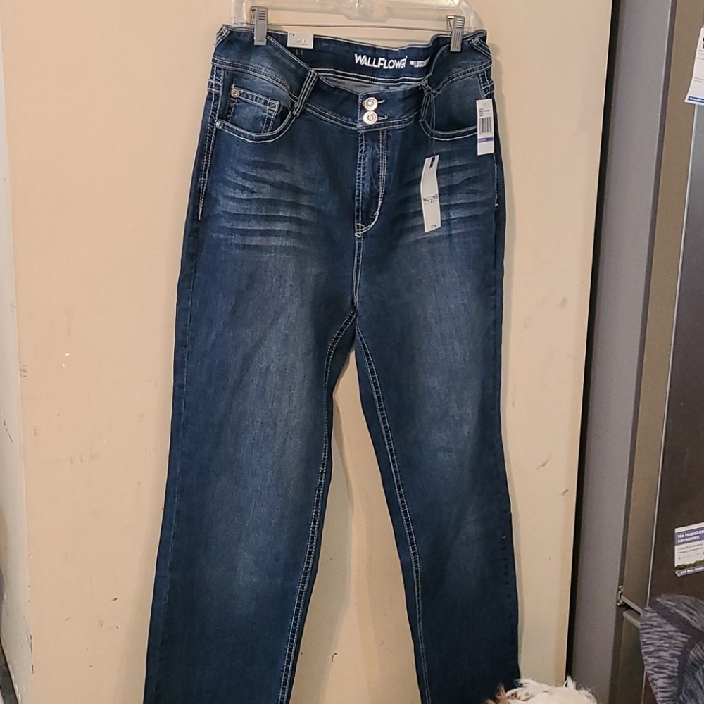 Wallflower Bling Jeans, size 18, great condition